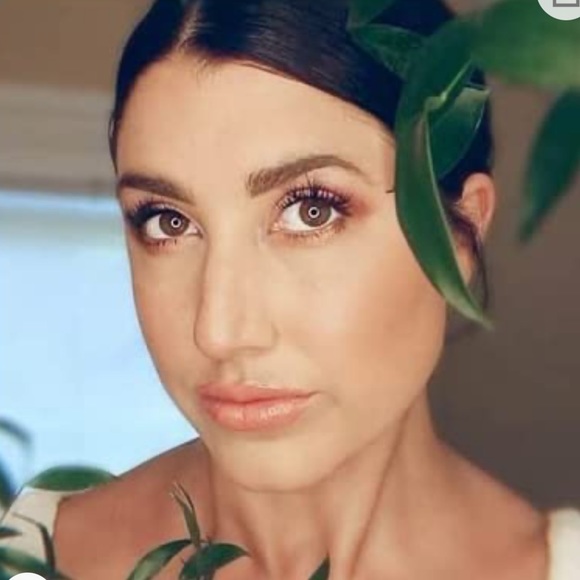 Hanalei Matte Bronzer subtle glow new in box - Picture 6 of 6